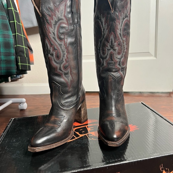 BRAND NEW Freebird Cowgirl boots - Picture 3 of 6